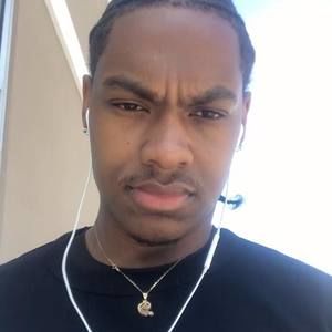 Meet your Posher, Deon